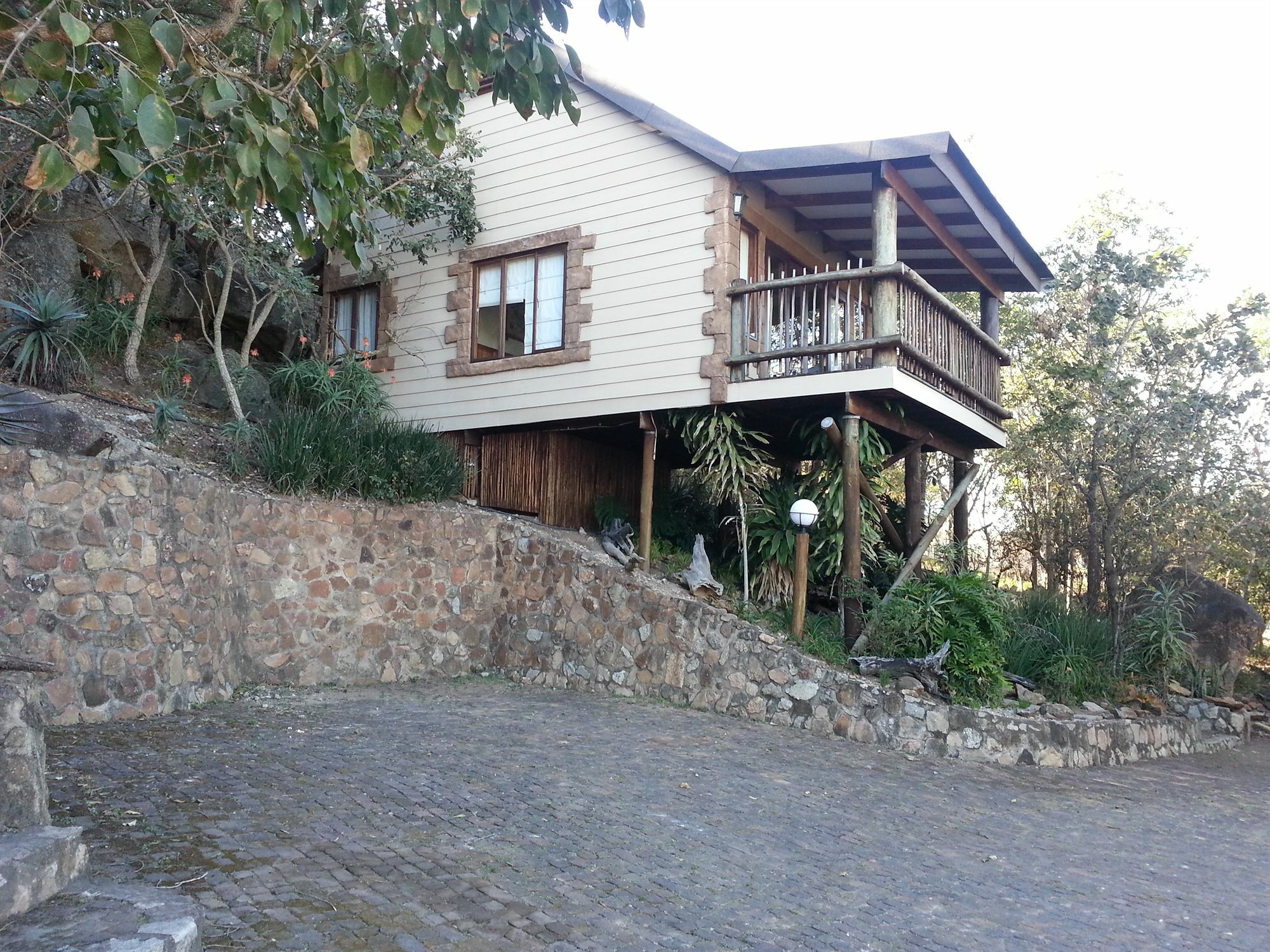 Ebundu Lodge ไวท์ริเวอร์ ภายนอก รูปภาพ